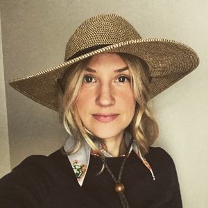 Meet your Posher, Jen
